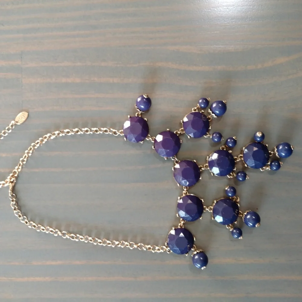 etc! dark navy statement necklace
